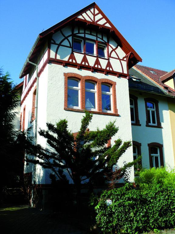 Villa Am Park Ерфурт Екстериор снимка